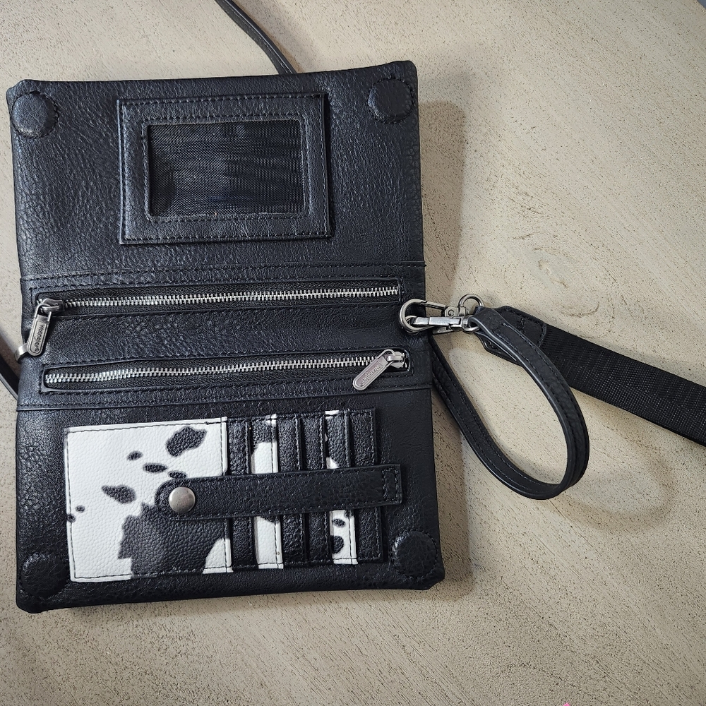 Wrangler Crossbody